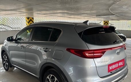 KIA Sportage IV рестайлинг, 2019 год, 2 590 000 рублей, 4 фотография