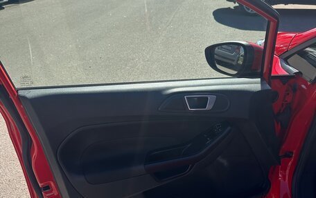 Ford Fiesta, 2018 год, 1 300 000 рублей, 9 фотография