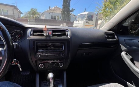 Volkswagen Jetta VI, 2012 год, 900 000 рублей, 8 фотография