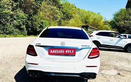 Mercedes-Benz E-Класс, 2019 год, 1 700 000 рублей, 7 фотография
