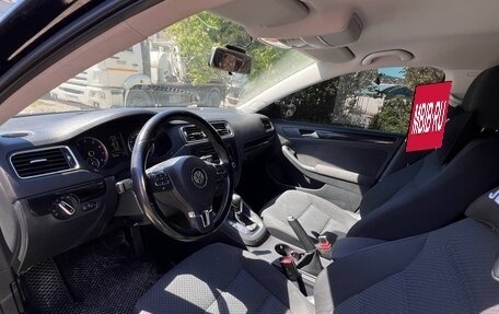 Volkswagen Jetta VI, 2012 год, 900 000 рублей, 7 фотография