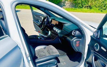 Mercedes-Benz E-Класс, 2019 год, 1 700 000 рублей, 17 фотография