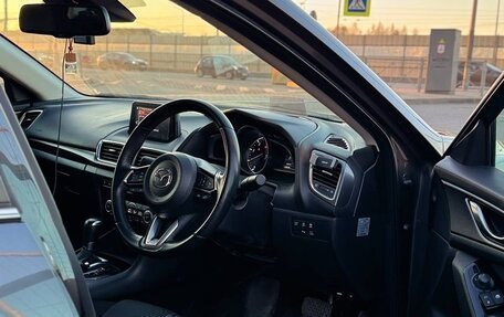 Mazda Axela, 2018 год, 1 900 000 рублей, 6 фотография