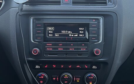Volkswagen Jetta VI, 2016 год, 1 350 000 рублей, 7 фотография