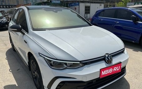 Volkswagen Golf VIII, 2021 год, 2 350 000 рублей, 1 фотография