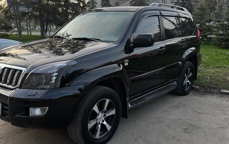 Toyota Land Cruiser Prado 120 рестайлинг, 2009 год, 2 700 000 рублей, 1 фотография