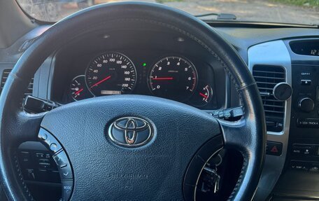 Toyota Land Cruiser Prado 120 рестайлинг, 2007 год, 1 720 000 рублей, 7 фотография
