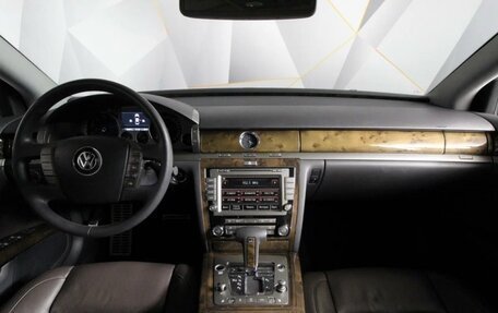 Volkswagen Phaeton I рестайлинг, 2013 год, 1 200 000 рублей, 8 фотография