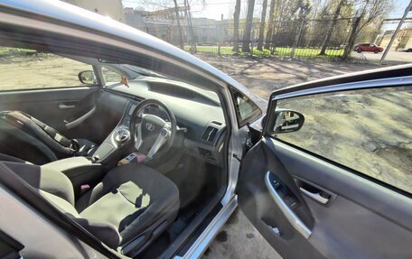 Toyota Prius, 2010 год, 1 000 000 рублей, 10 фотография