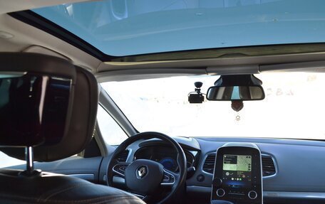 Renault Espace V рестайлинг, 2016 год, 1 799 999 рублей, 6 фотография