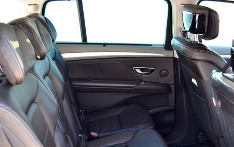 Renault Espace V рестайлинг, 2016 год, 1 799 999 рублей, 13 фотография
