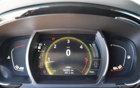 Renault Espace V рестайлинг, 2016 год, 1 799 999 рублей, 28 фотография