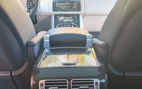 Land Rover Range Rover IV рестайлинг, 2019 год, 7 200 000 рублей, 8 фотография