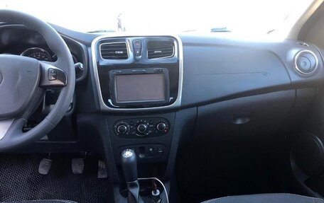 Renault Logan II, 2015 год, 525 000 рублей, 6 фотография