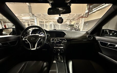 Mercedes-Benz C-Класс, 2011 год, 1 600 000 рублей, 10 фотография