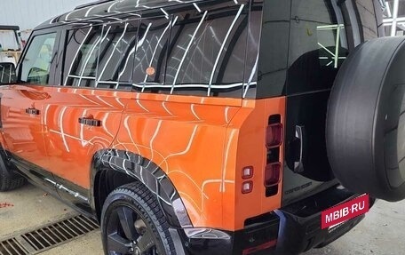Land Rover Defender II, 2021 год, 11 000 000 рублей, 4 фотография