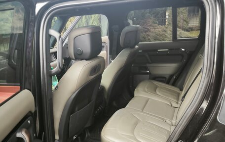 Land Rover Defender II, 2021 год, 11 000 000 рублей, 13 фотография