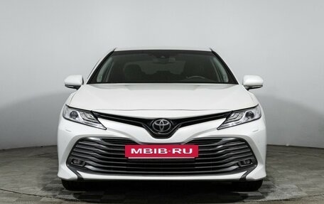 Toyota Camry, 2018 год, 2 650 000 рублей, 2 фотография