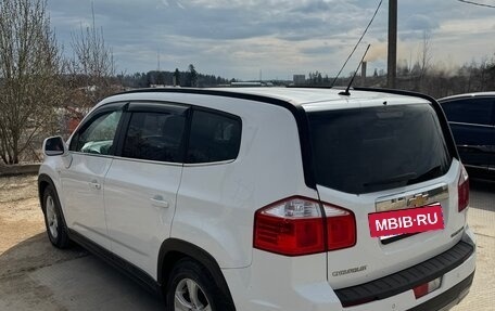 Chevrolet Orlando I, 2012 год, 1 050 000 рублей, 4 фотография