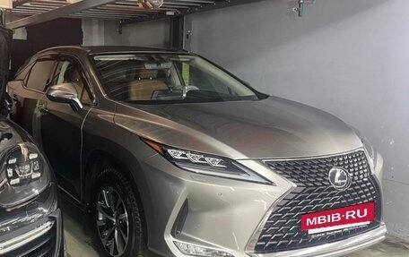 Lexus RX IV рестайлинг, 2020 год, 5 600 000 рублей, 2 фотография