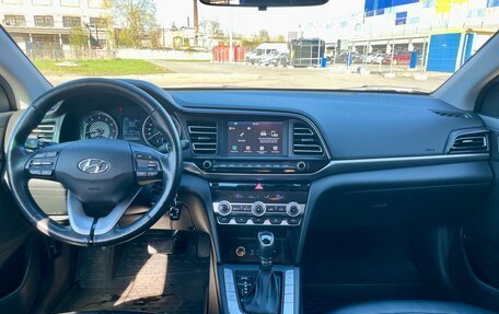 Hyundai Elantra VI рестайлинг, 2019 год, 1 495 000 рублей, 19 фотография