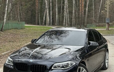 BMW 5 серия, 2014 год, 2 350 000 рублей, 2 фотография