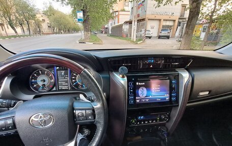 Toyota Fortuner II, 2017 год, 3 000 000 рублей, 10 фотография