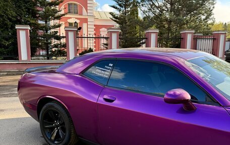 Dodge Challenger III рестайлинг 2, 2019 год, 4 999 999 рублей, 6 фотография