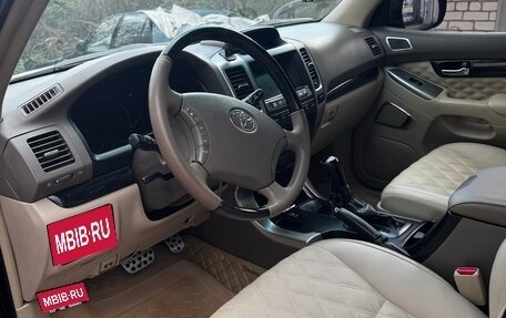 Toyota Land Cruiser Prado 120 рестайлинг, 2009 год, 2 700 000 рублей, 11 фотография