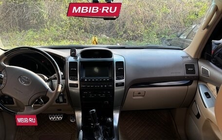 Toyota Land Cruiser Prado 120 рестайлинг, 2009 год, 2 700 000 рублей, 13 фотография