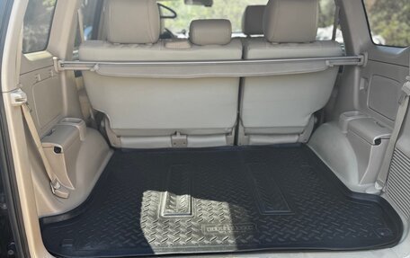 Toyota Land Cruiser Prado 120 рестайлинг, 2009 год, 2 700 000 рублей, 22 фотография