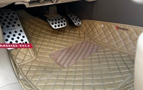 Toyota Land Cruiser Prado 120 рестайлинг, 2009 год, 2 700 000 рублей, 37 фотография