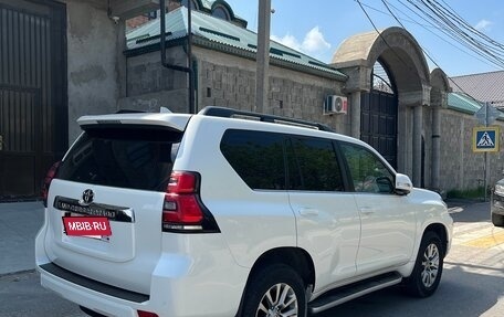 Toyota Land Cruiser Prado 150 рестайлинг 2, 2019 год, 6 200 000 рублей, 5 фотография