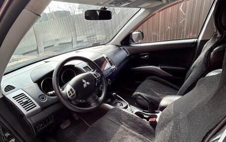 Mitsubishi Outlander III рестайлинг 3, 2011 год, 1 159 000 рублей, 5 фотография