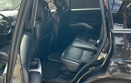 Mitsubishi Outlander III рестайлинг 3, 2011 год, 1 159 000 рублей, 15 фотография