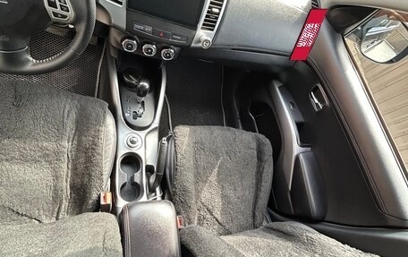 Mitsubishi Outlander III рестайлинг 3, 2011 год, 1 159 000 рублей, 17 фотография