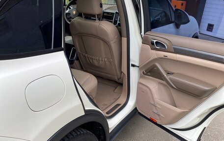 Porsche Cayenne III, 2011 год, 1 950 000 рублей, 14 фотография