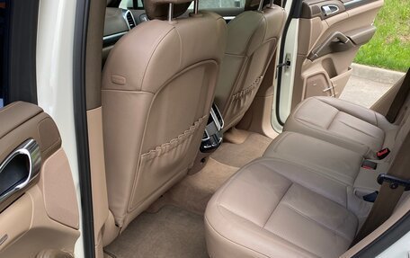 Porsche Cayenne III, 2011 год, 1 950 000 рублей, 20 фотография
