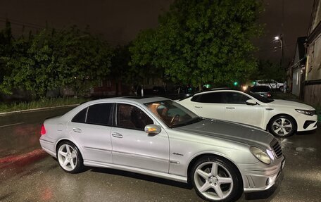 Mercedes-Benz E-Класс, 2004 год, 1 240 000 рублей, 3 фотография
