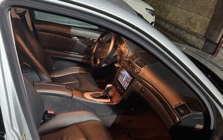 Mercedes-Benz E-Класс, 2004 год, 1 240 000 рублей, 7 фотография