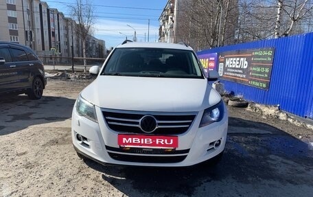 Volkswagen Tiguan I, 2010 год, 890 000 рублей, 3 фотография