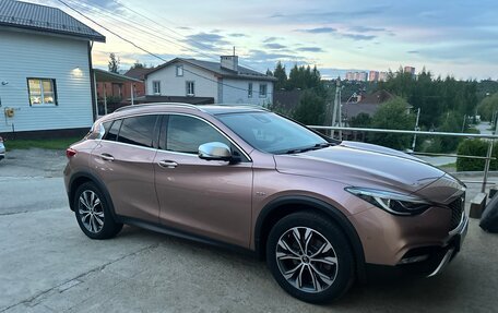 Infiniti QX30, 2017 год, 2 490 000 рублей, 2 фотография