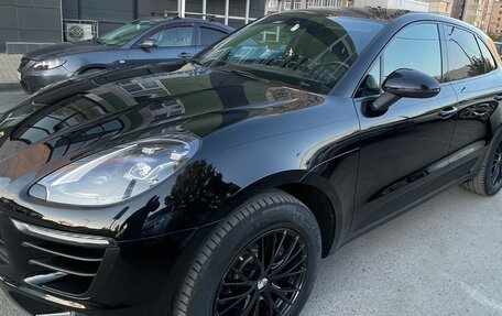 Porsche Macan I рестайлинг, 2018 год, 4 200 000 рублей, 2 фотография