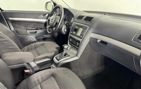 Skoda Octavia, 2012 год, 999 000 рублей, 12 фотография