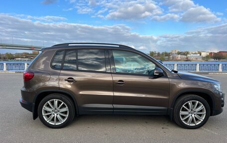 Volkswagen Tiguan I, 2015 год, 1 790 000 рублей, 5 фотография