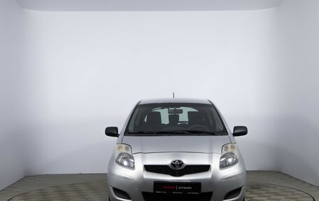 Toyota Yaris III рестайлинг, 2009 год, 630 000 рублей, 2 фотография