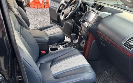 Toyota Land Cruiser Prado 150 рестайлинг 2, 2016 год, 4 650 000 рублей, 6 фотография