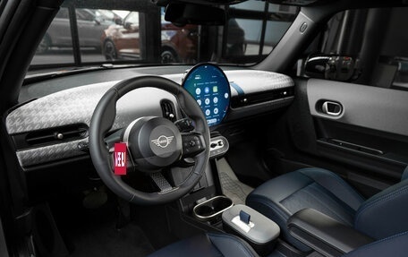 MINI Hatch, 2024 год, 5 800 000 рублей, 5 фотография