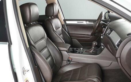 Volkswagen Touareg III, 2012 год, 2 625 000 рублей, 8 фотография