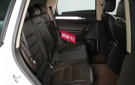 Volkswagen Touareg III, 2012 год, 2 625 000 рублей, 7 фотография